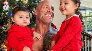 7 Potret Keluarga Dwayne Johnson yang Positif Corona