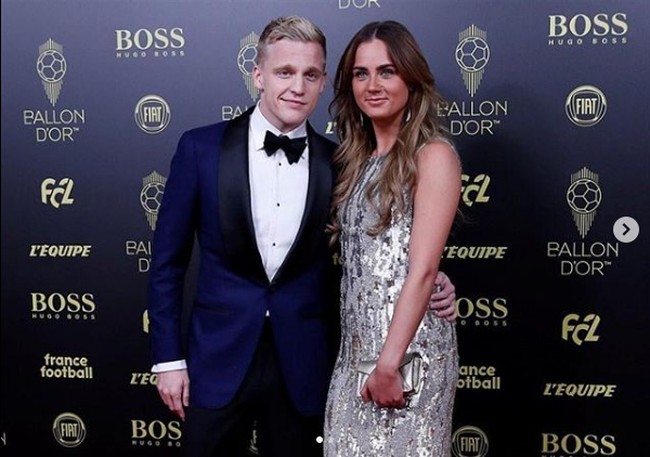 Seperti dikutip The Sun, Estelle Bergkamp saat ini diketahui berstatus sebagai mahasiswi jurusan manajemen hotel dan event di Hogeschool Tio, Amsterdam. Meski berstatus mahasiswi, dia sudah memiliki banyak pengalaman kerja dalam mengurus event, salah satunya kerjasamanya dengan perusahaan besar The Class Company.Foto: Instagram @ estellebergkamp