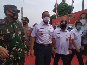 Deklarasi #PriokBermasker, Anies Klaim Telah Bagikan 22 Juta Masker di DKI