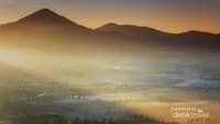 Golden momen di gunung Putri Lembang, Bandung.