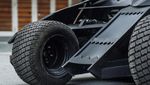 Penampakan Modifikasi Motor 400 cc yang Diubah Jadi Batmobile