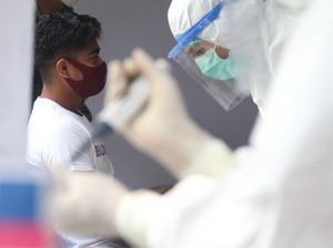 Pemprov DKI Akan Jemput Pasien Corona, PKS: Tenaga Medis-Ruang Perhatikan