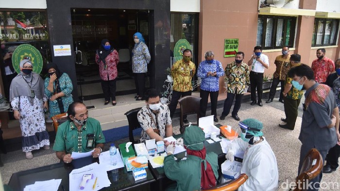 PN Banyuwangi Tidak Gelar Persidangan Menyusul Ditemukan Jaksa dan Advocat Positif COVID-19