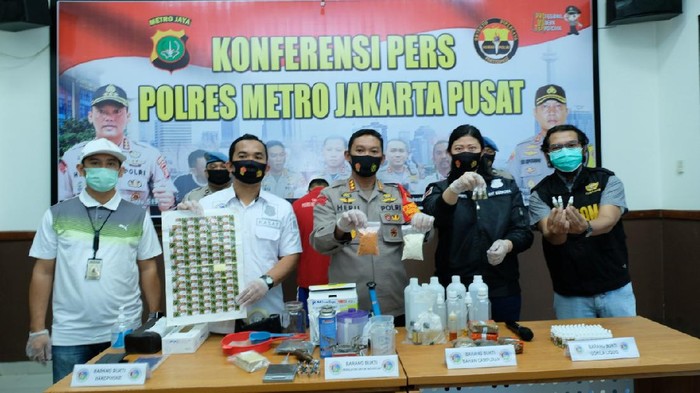 Polres Jakpus tangkap penjual gorilla cair di Bekasi