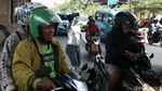 Potret Manusia Silver yang Menjamur di Kota Bekasi