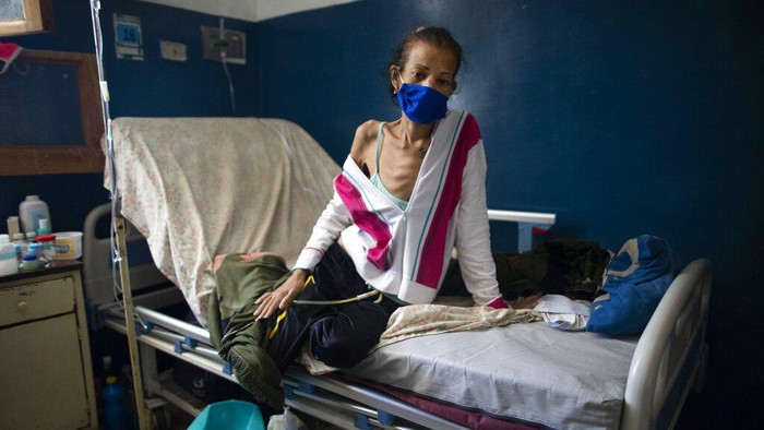 RS pasien kanker di Venezuela jatuh bangun bertahan dari pandemi COVID-19. Selain berjuang sembuh dari penyakit, pasiennya pun berjuang menghindari virus Corona