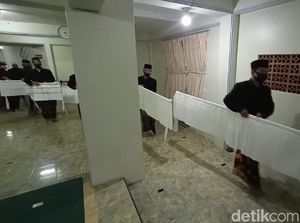 Potret Prosesi Salin Luwur Sunan Muria yang Digelar Tertutup Terbatas