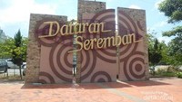 Dataran Seremban yang merupakan alun-alun kota.