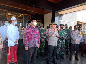 Polri Libatkan Preman Pasar Pantau Masyarakat Pakai Masker