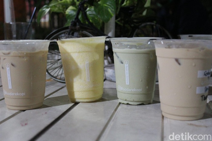 4 anak muda yang sukses dirikan bisnis kedai kopi kekinian