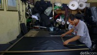 Di era yang kian modern, teknologi digital kini menjadi salah satu media andalan untuk menjajakan beragam produk buatan bisnis rumahan.