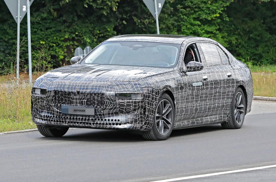 BMW All New i7