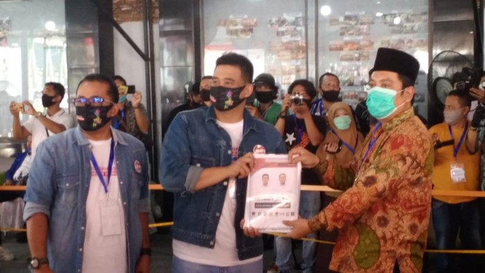 Bobby Nasution datang ke KPU Medan (Datuk Haris Molana-detikcom)