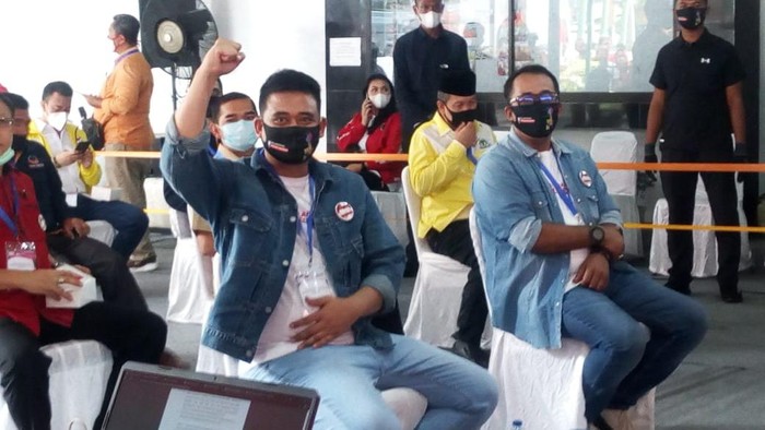 Bobby Nasution datang ke KPU Medan (Datuk Haris Molana-detikcom)