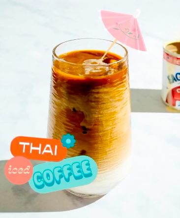 Chrissy Teigen Bagikan Resep Es Kopi Susu Thailand
