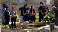 Seperti dilansir Reuters dan AFP, Jumat (4/9/2020), Kementerian Kesehatan Brasil melaporkan 43.773 kasus Corona dalam 24 jam terakhir.