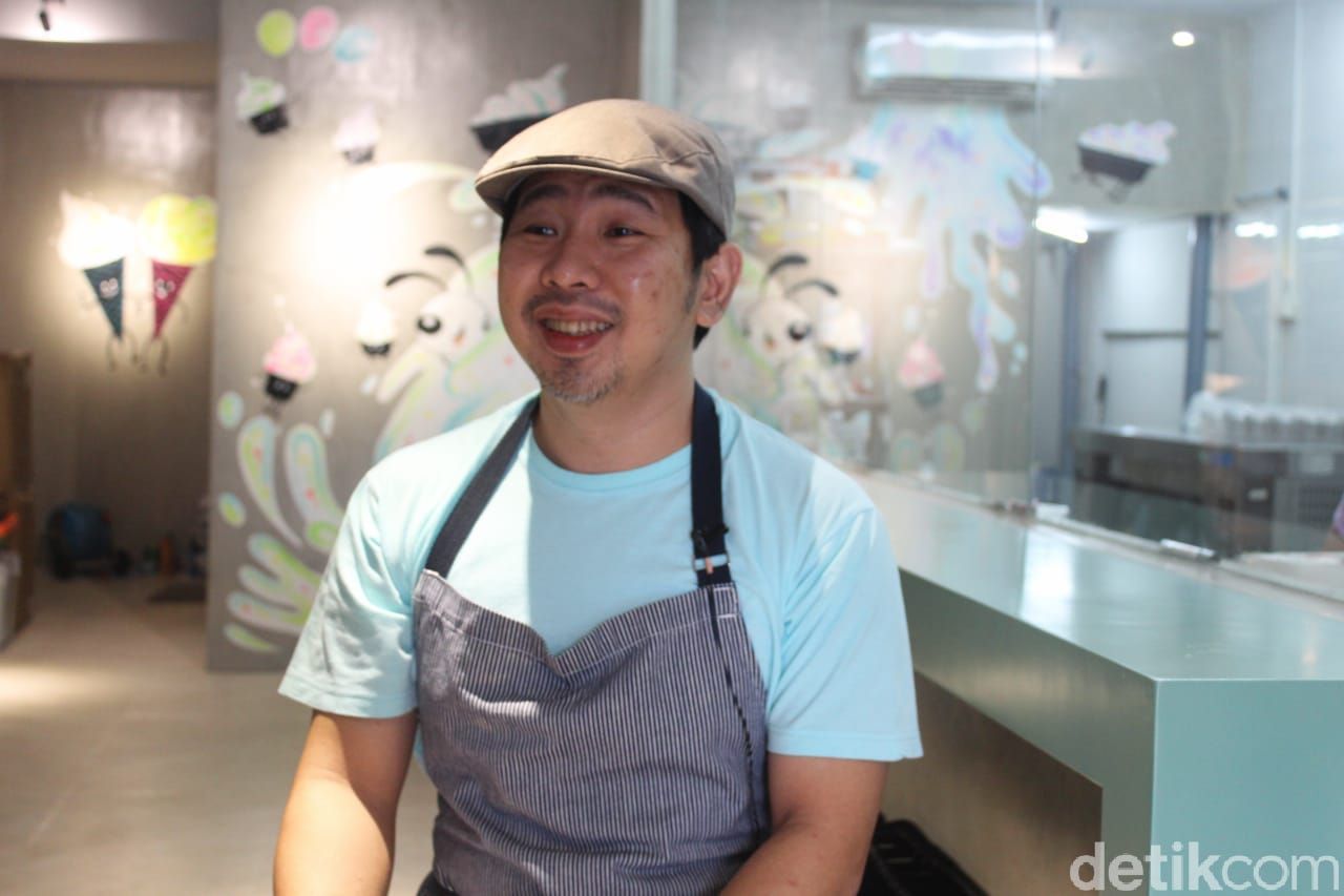 Kiat Bisnis Es Kopi Susu dari Ronald Prasanto