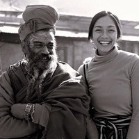 Di luar dunia akting, perempuan berkulit sawo matang ini hobi traveling. Ia kerap mengunggah momen jalan-jalannya di Instagram. (Foto: Instagram/@faradinamufti)