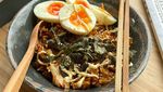 10 Momen Kocak Saat Hewan Peliharaan Tertangkap Curi Makanan