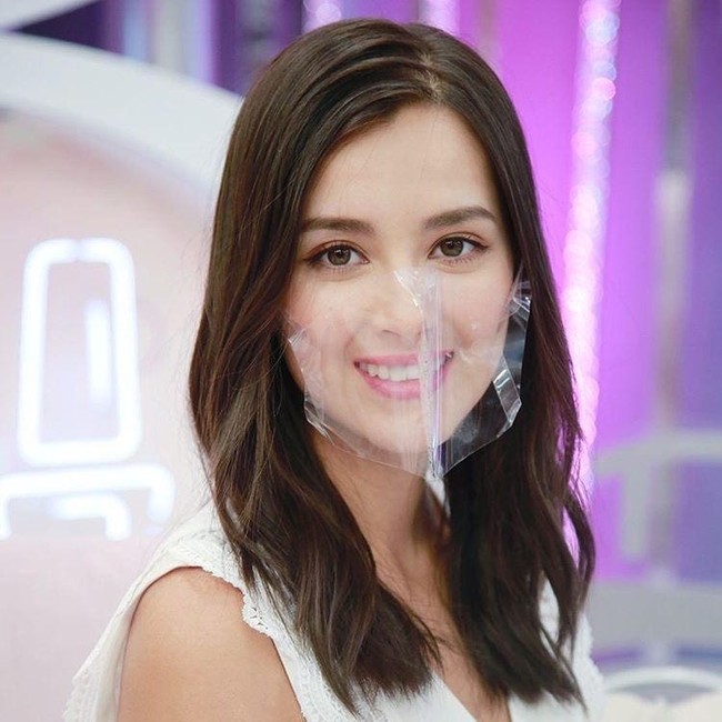 Wanita 25 tahun itu sendiri mengaku terkejut dengan kemenangannya. Ia merasa momen itu seperti mimpi. Lisa bercerita jika ayahnya lah yang pertama kali menyuruhnya untuk mengikuti ajang kecantikan tersebut. Foto: Instagram @lisamarie_tse