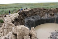 Lubang raksasa Siberia