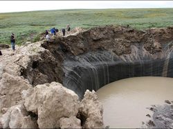 Misteri Lubang-lubang Raksasa di Siberia yang Bermunculan