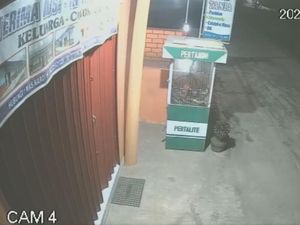 Viral Motor Tua Jalan Sendiri saat Subuh, Netizen: Perancang Tesla Tepok Jidat