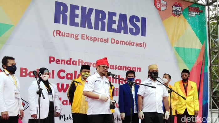 None-Zunun daftar ke KPU Makassar (Hermawan-detikcom).