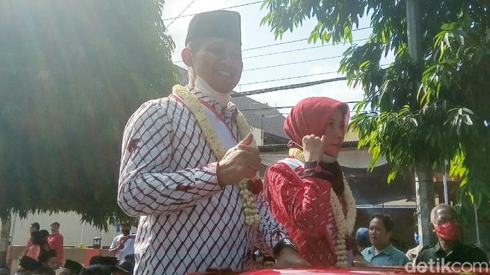 Pasangan Arif-Rista daftar Pilkada Kebumen, Jumat (4/9/2020).