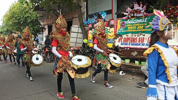 Pasangan Eisti-Jos daftar Pilkada Demak, Jumat (4/9/2020)