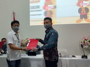 Andrei Angouw Segera Catat Sejarah Jadi Walkot Beragama Konghucu