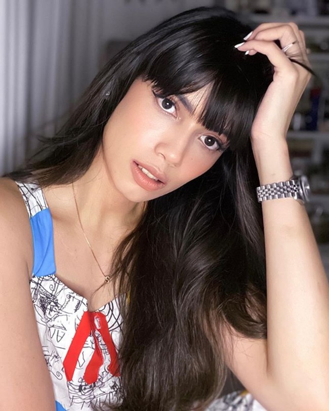 Kekasih Deddy Corbuzier, Sabrina Chairunnisa juga ternyata sering mendapatkan body shaming. Melalui salah satu keterangan di unggahan Instagramnya, Sabrina mengatakan bahwa dirinya seringkali mendapat sebutan kerempeng oleh para netizen. Namun dirinya mengaku tak sakit hati ataupu menjadi down karena komentar tersebut. Foto: Instagram/@sabrinachairunnisa_