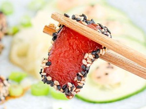 Keren! Netizen Ini Ubah Semangka Jadi Sashimi Tuna Vegan