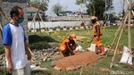 Begini Foto Tugu Peti Mati Ingatkan Bahaya COVID-19