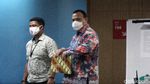 Usai Sidang Etik, Firli Tinggalkan Gedung Lewat Pintu Belakang