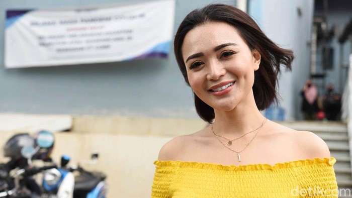Wika Salim saat ditemui di kawasan Trans TV.