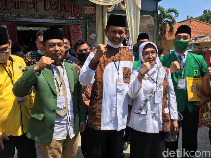 Yoko Priyono - Choirun Nisa di pilbup mojokerto periode 2020-2025