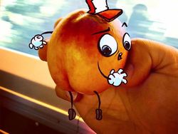 Kreatif! Doodle Buah-buahan yang Dramatis dan Lucu