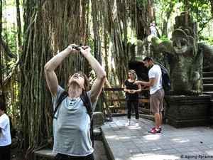 Bagaimana Sektor Pariwisata Indonesia Bertahan di Tengah Pandemi Corona