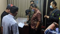 Donny merupakan DPO Kejaksaan Negeri Jakpus dalam kasus penipuan.