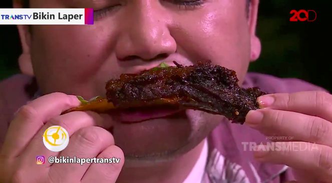 Iga Sapi Bakar Pakai Kuah Tengkleng yang Sedap