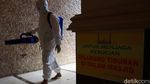 Masjid Raya dan Jalan Protokol Bandung Disemprot Disinfektan