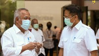 Selain infrastruktur, dalam pengembangan program food estate juga tengah disiapkan Sumber Daya Manusia (SDM) dibawah koordinasi Kementerian Pertahanan dan Kementerian BUMN. “Untuk persiapan SDM akan ada program komponen cadangan. Kami akan merekrut secara sukarela masyarakat, utamanya dari lokal dengan rentang usia 28-35 tahun. Kemudian ikut program komponen cadangan dengan dilatih bagaimana cara bertani dalam waktu kurang lebih 4 bulan,” kata Wakil Menteri BUMN Budi Gunadi Sadikin. Foto: Dok. Kementerian PUPR