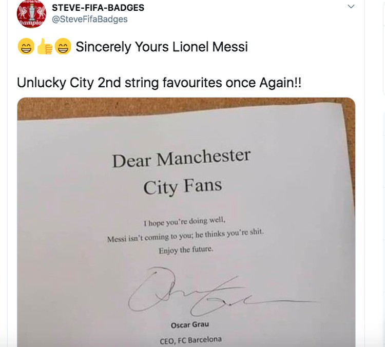 Messi bertahan Messi bertahan