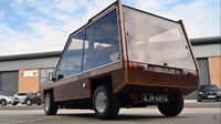 Bagian-bagian mobil yang terbuat dari kayu meliputi dasbor, pilar, lantai, body, bahkan komponen-komponen kecil seperti tuas perseneling terbuat dari kayu dan yang ada di balik kapnya juga terbuat dari kayu. Foto: autoevolution