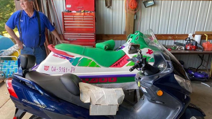 Modifikasi Motor Seperti Jetski Motor ini menggunakan boydy jetski