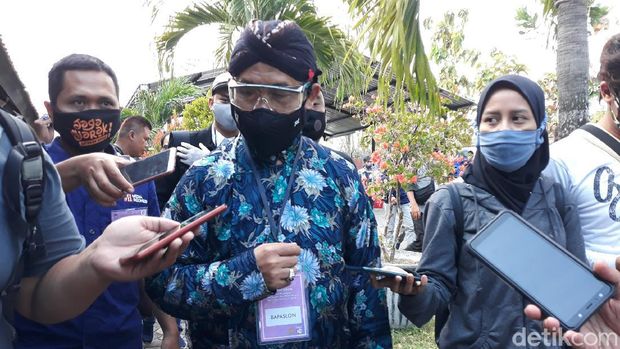 Pasangan Immawan-Martanty mendaftar Pilkada Gunungkidul, Sabtu (5/9/2020).