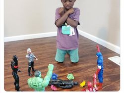 Mengharukan, Potret Anak-anak Beri Penghormatan ke Black Panther