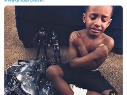 Mengharukan, Potret Anak-anak Beri Penghormatan ke Black Panther