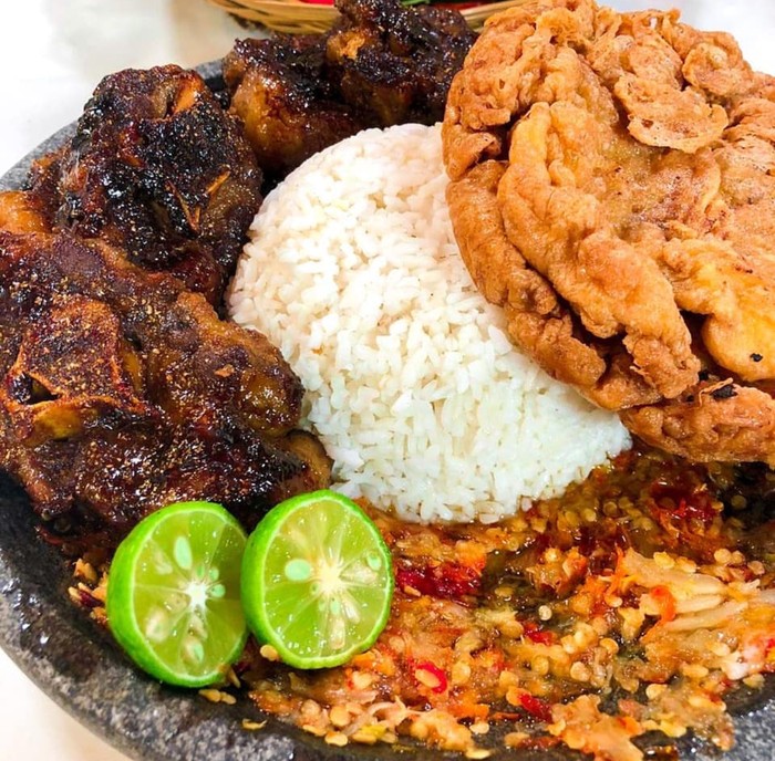 Buntut Sapi Bakar Buntut Sapi Bakar